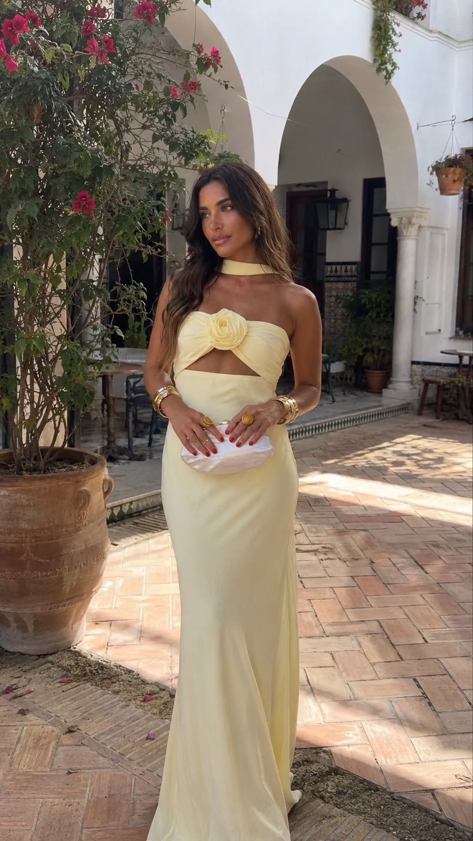 Vestido Amarillo Pastel Floral Suave
