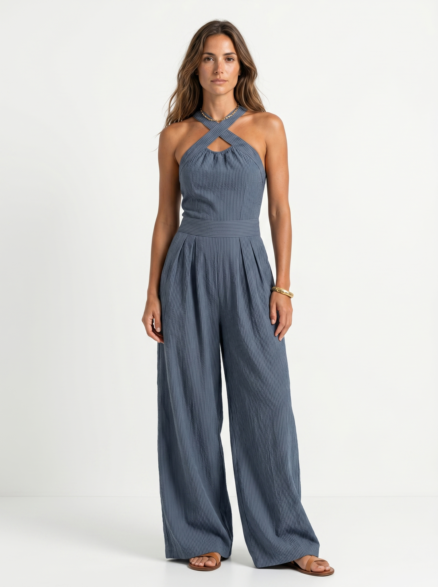 Mono Infinity elegante con escote cruzado