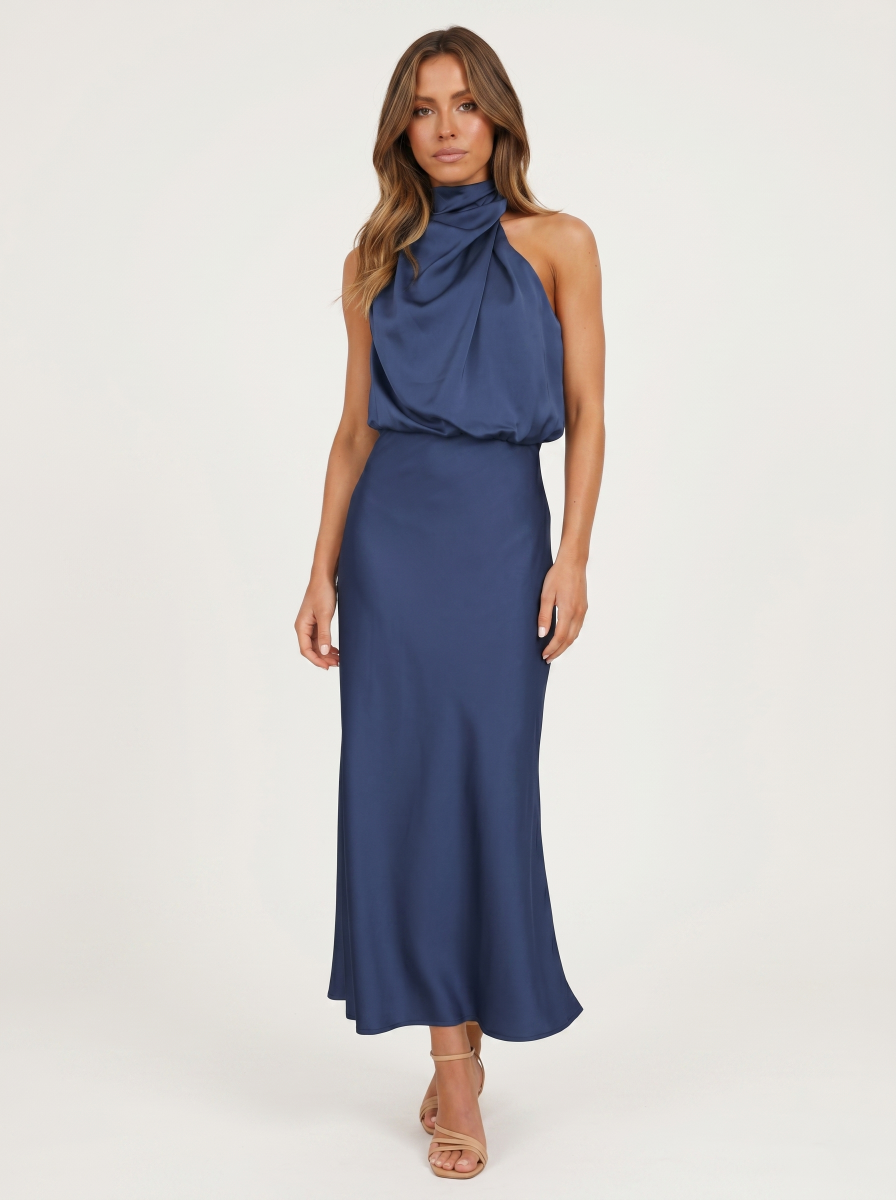 Vestido Halo largo con cuello halter