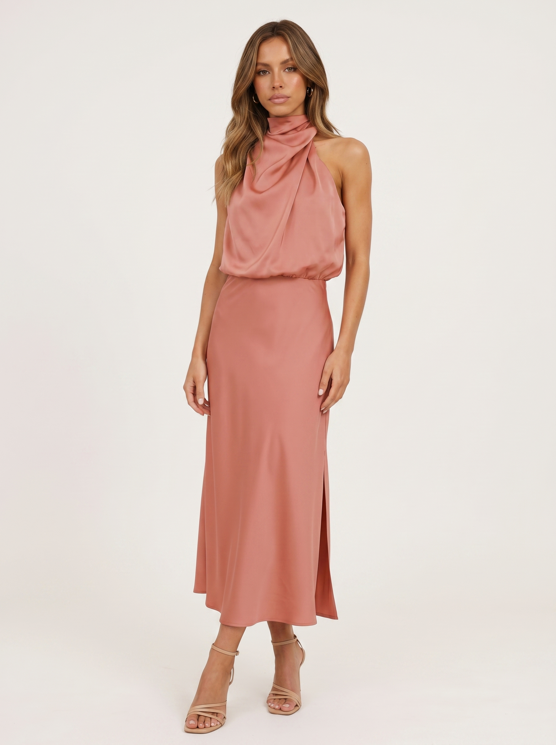 Vestido Halo largo con cuello halter