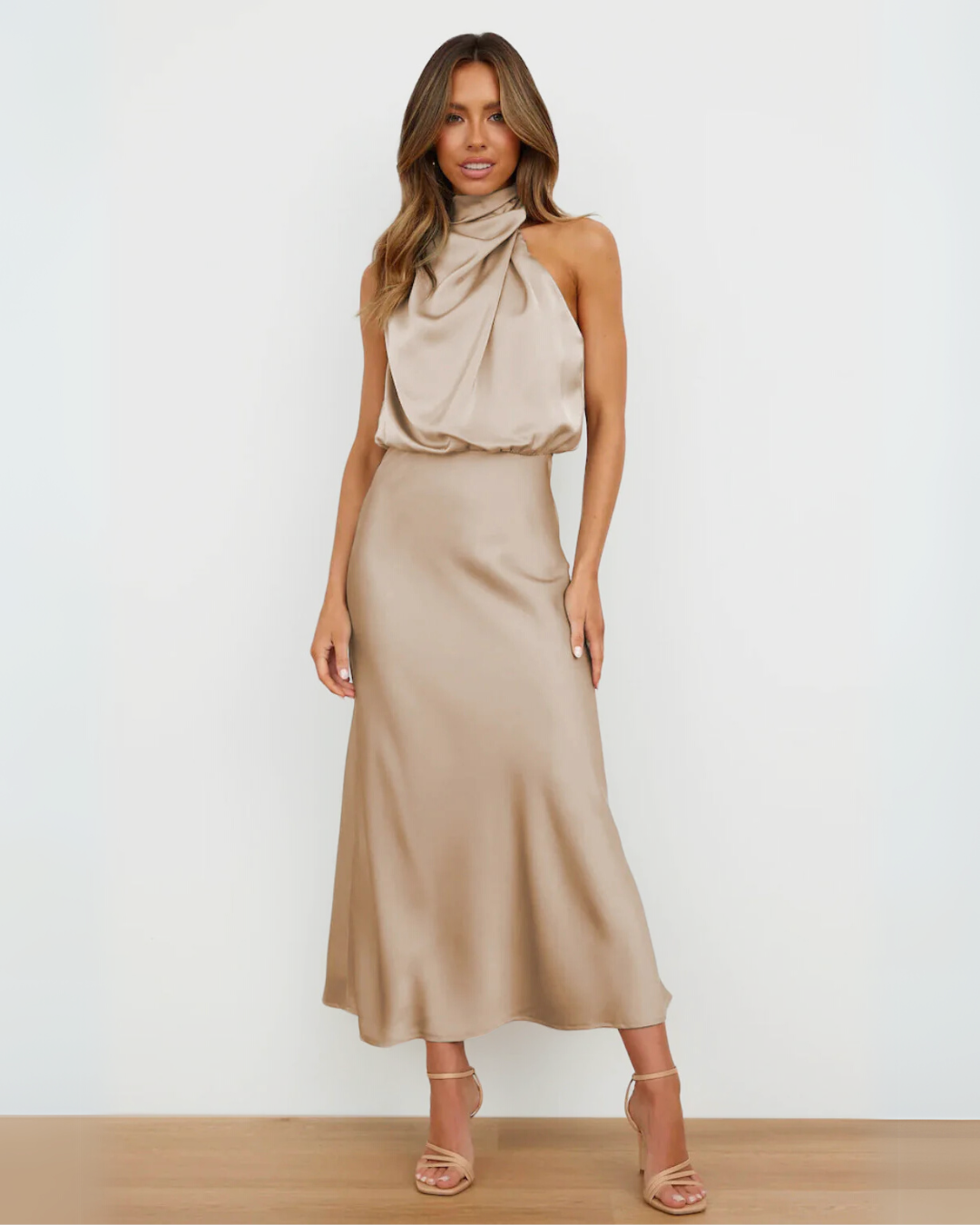 Vestido Capas Sahara Fluido Beige
