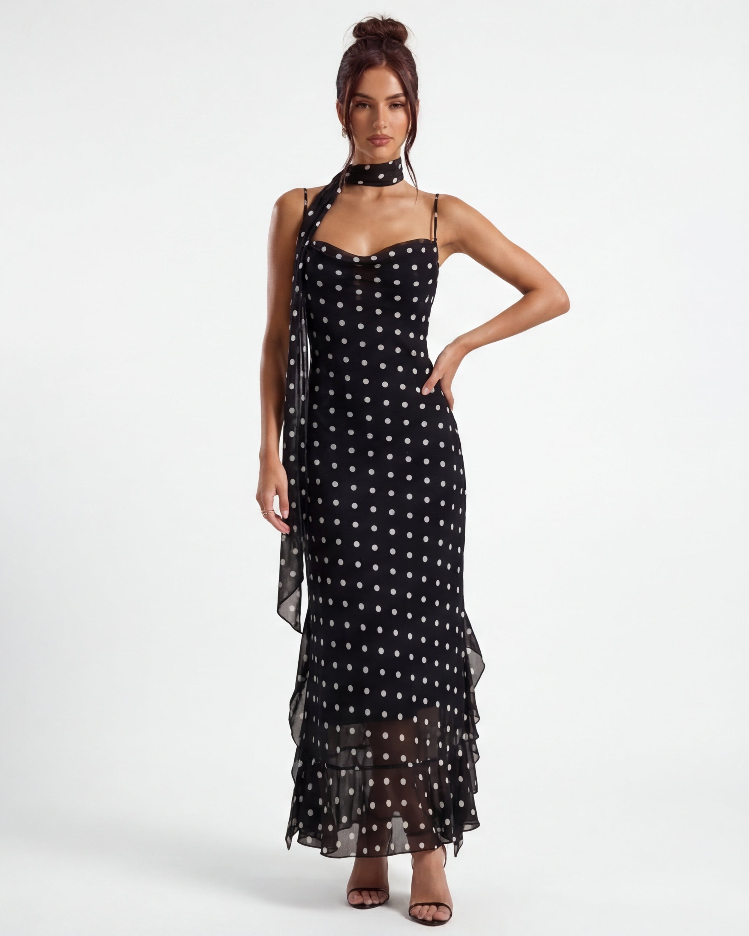 Vestido Lunares Negro Elegante