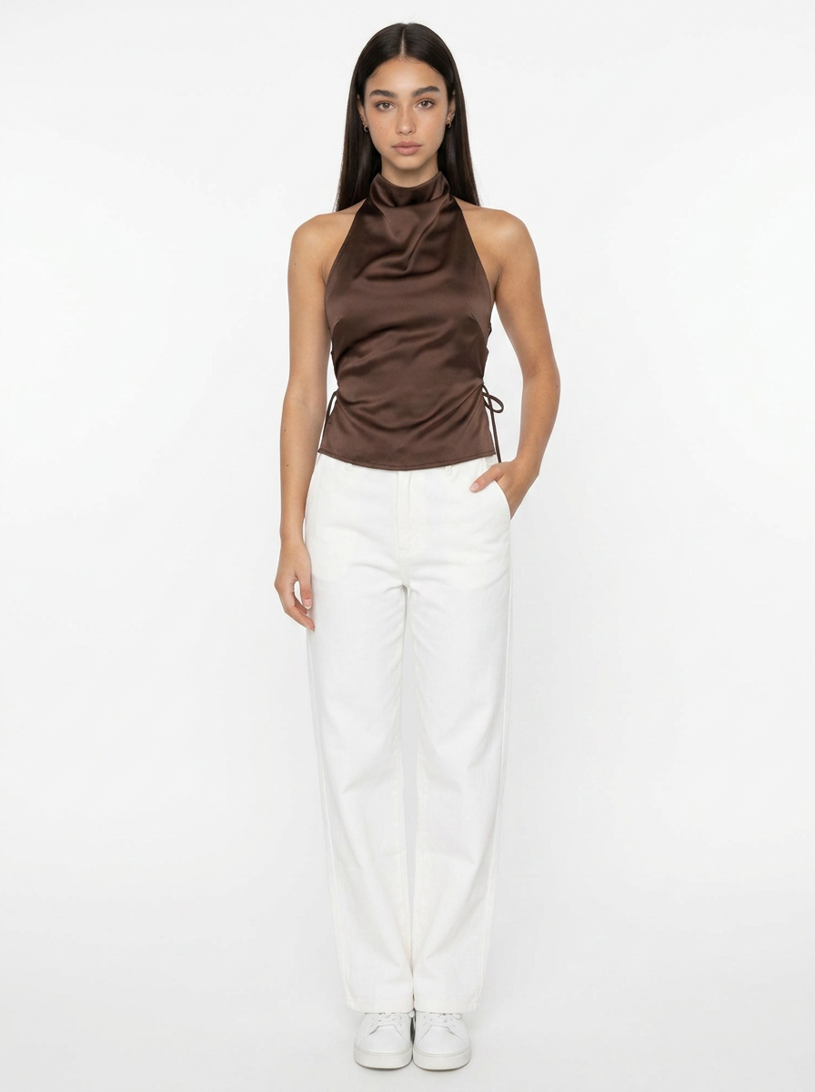 Blusa corta con espalda abierta