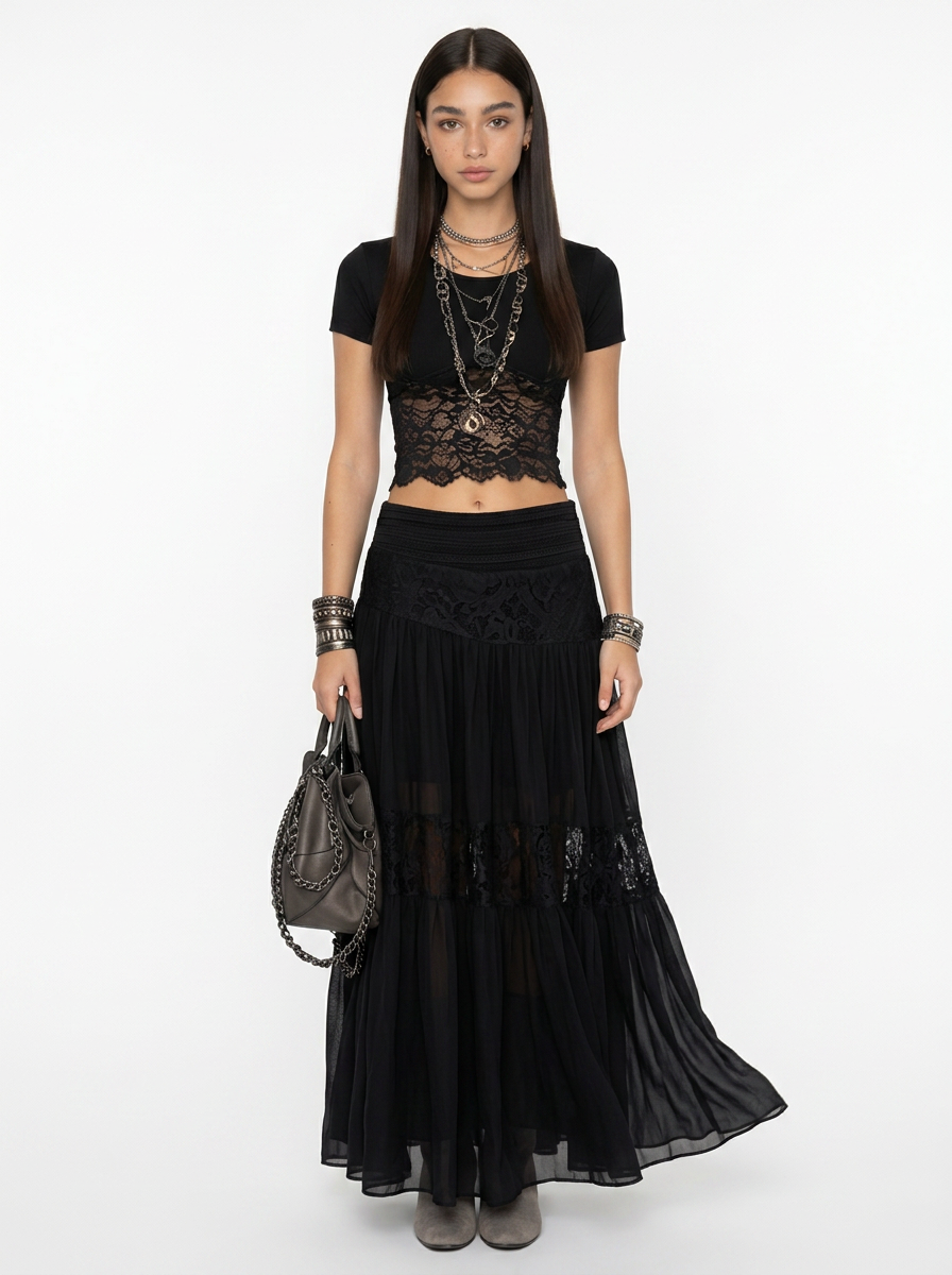 Conjunto elegante con encaje y falda plisada